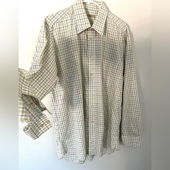 LIKE NEW CONDITION BURBERRY PLAID SHIRT SIZE LARGE - Picture 7 of 9